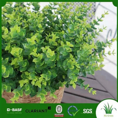 Luxuriöse künstliche Pflanzen